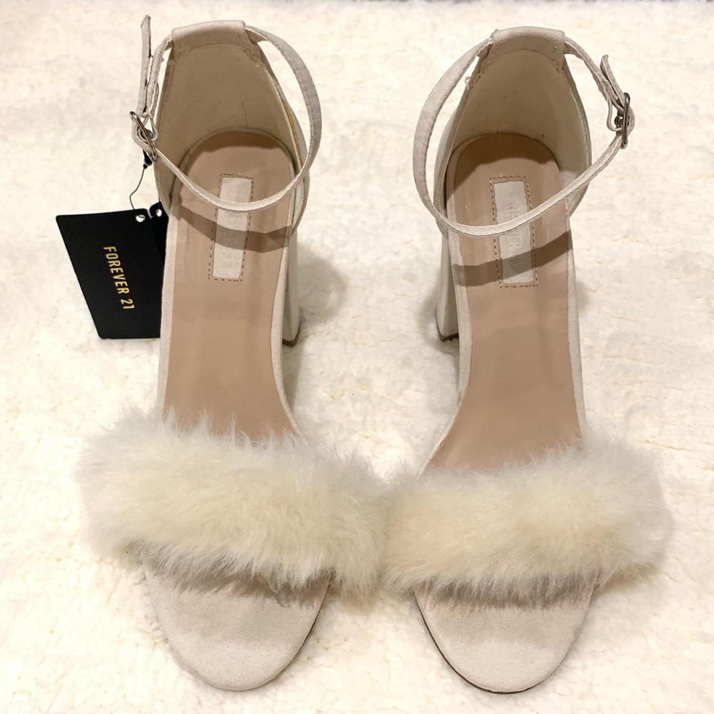 NEW Forever21 Cream White Faux Fur Heels